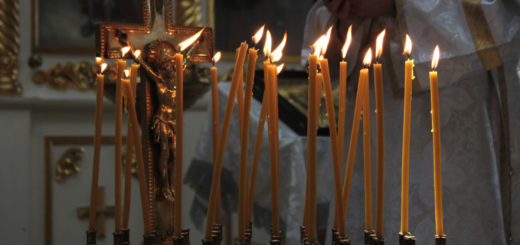 Архиепископ Феофилакт совершил богослужение Троицкой родительской субботы в Никольском храме Пятигорска