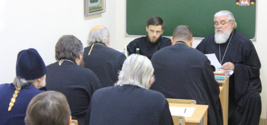 На собрании духовенства избрали помощника благочинного по молодежной работе и духовника СИЗО