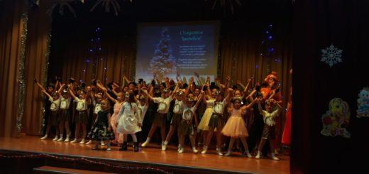 Посёлок Нижнеподкумский встретил Христово Рождество, молитвой и праздником обьеденившим всех.