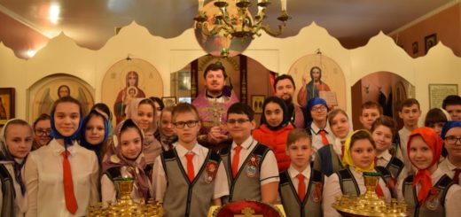 Путь к Богу, путь преодоления себя через таинства Церкви.