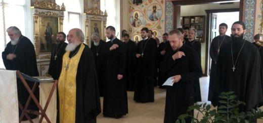 Собрание и исповедь духовенства состоялись в Покровском храме города Пятигорска