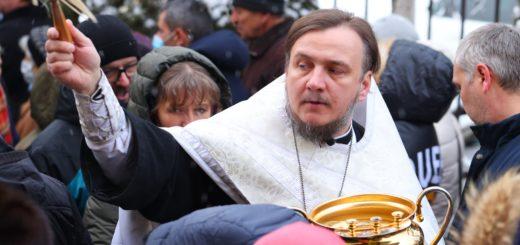 Крещенская вода