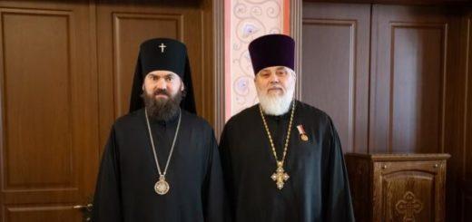 Архиепископ Феофилакт вручил высшую награду Пятигорской епархии