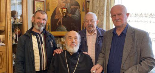 Казачьему духовнику вручили юбилейную медаль