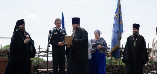 В Горячеводске Троицу отпраздновали казачьими гуляниями