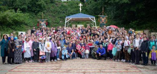 Молодёжный крестный ход